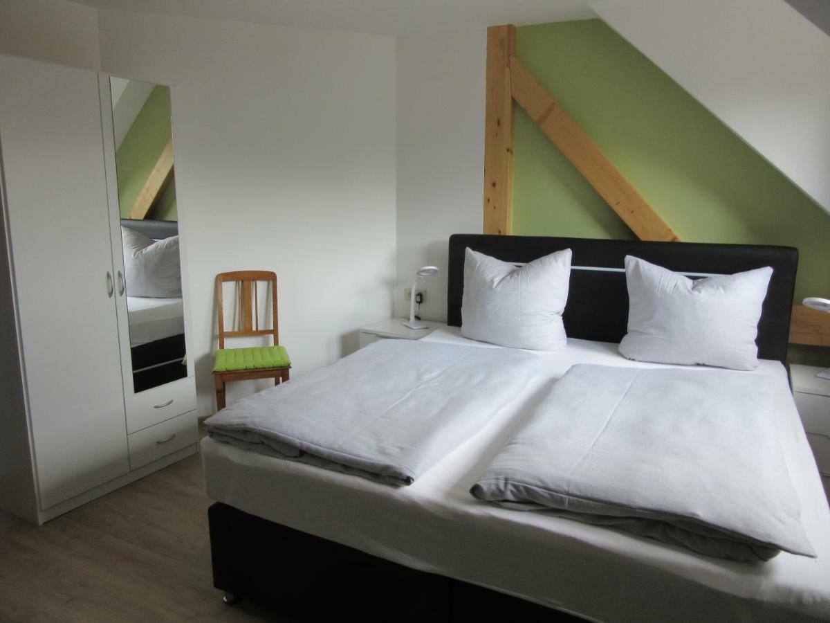 Feriendomizil Taupadel Apartment Burgel  Екстериор снимка