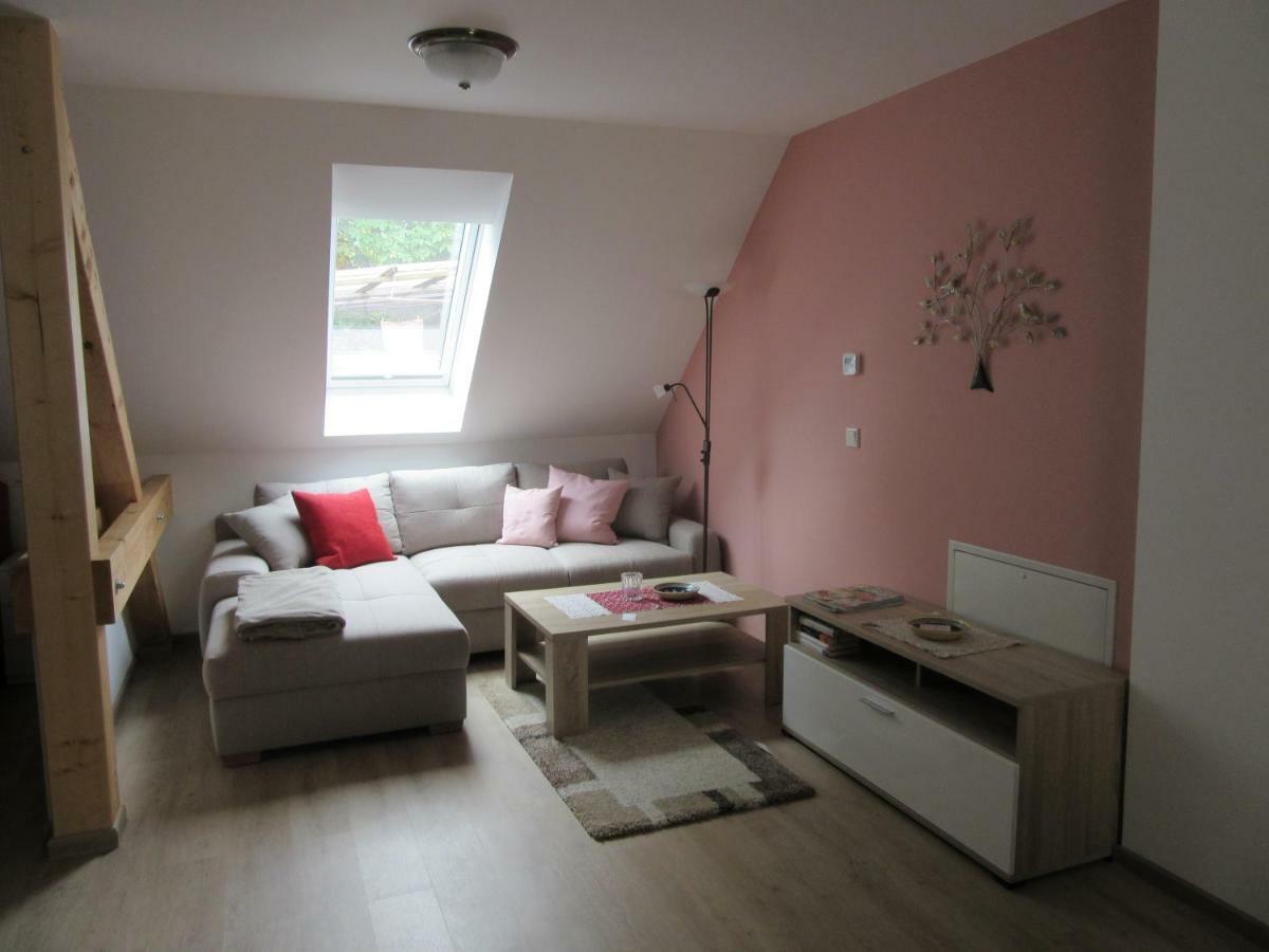 Feriendomizil Taupadel Apartment Burgel  Екстериор снимка